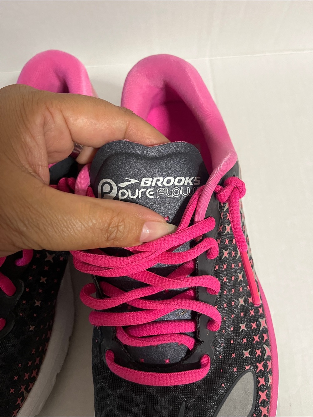 Brooks Women’s Black and Hot Pink Running Sneakers - Picture 3 of 13